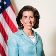 Gina M.Raimondo，商务部长