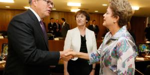 Deputy Secretary Andrews greets Brazilian President Dilma Rouseff during a visit on June 18, 2015