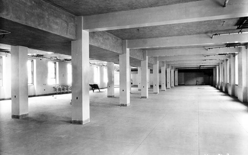 Office space under construction 1931