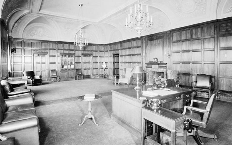 Secretary's Office 1932 - photo 5