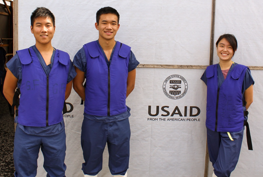 In 2014, three undergraduate students at Columbia University co-founded Kinnos Inc. after learning that human error when disinfecting surfaces was a major cause of infections in the West Africa Ebola outbreak. 