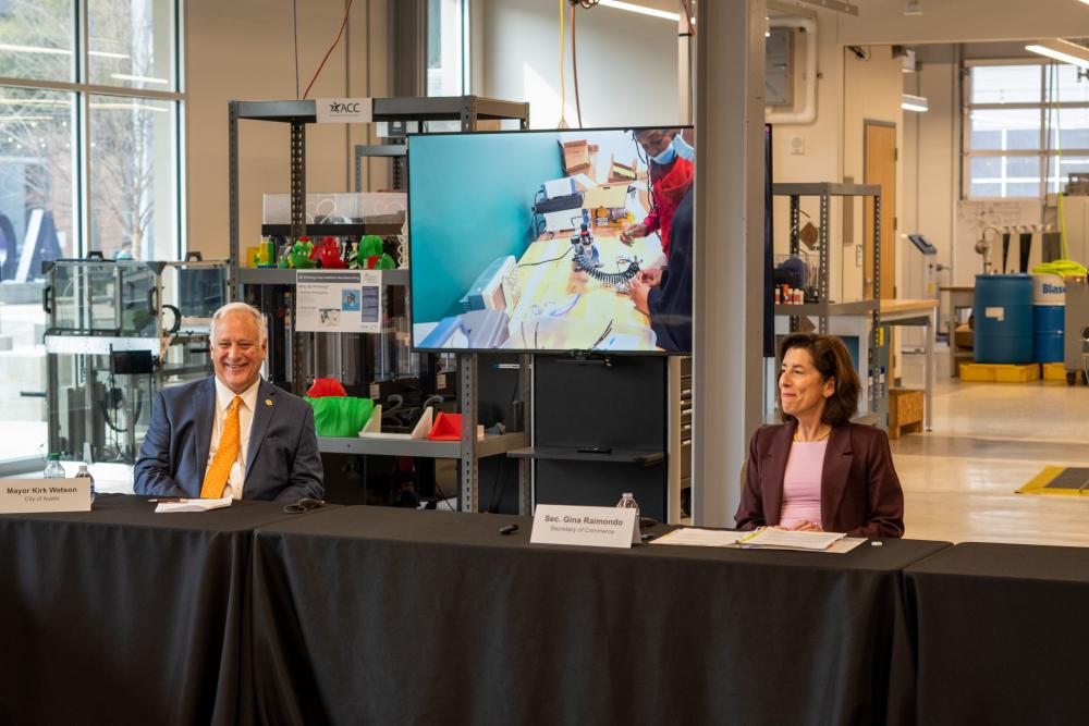 U.S. Commerce Secretary Gina Raimondo and Austin Mayor Kirk Watson at Austin Community College's IMPACT Lab