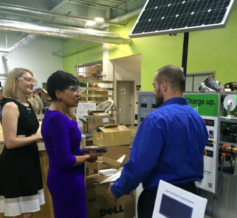 Secretary Pritzker Visits Greentown Labs in Boston, Nation’s Largest Cleantech Incubator