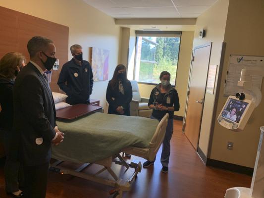 Deputy Secretary Graves and Representative Kim Schrier at a tour of the Snoqualmie Valley Hospital where they discussed the increasing and vital role of telemedicine.