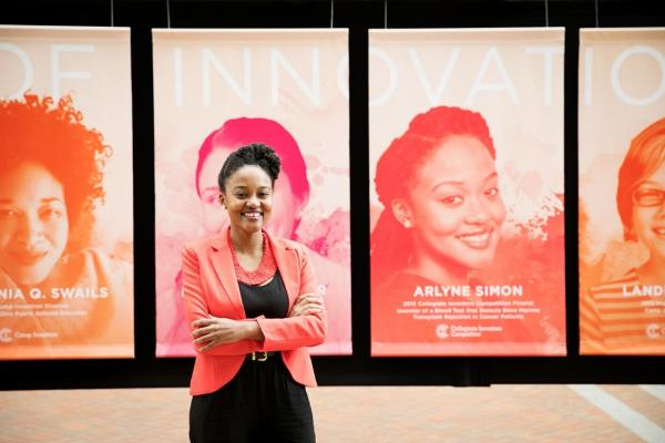 Arlyne Simon at the USPTO headquarters in March 2017, when the National Inventors Hall of Fame featured her in a display highlighting the accomplishments of female innovators who are inspiring other women and girls in science, technology, engineering, and math (STEM). Photo by Jay Premack/USPTO. 